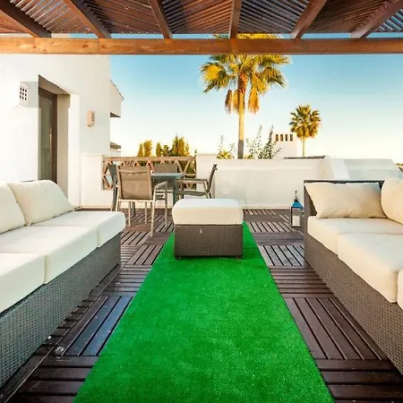 El Paraiso Sleeps 12 Pool Air Con Wifi Vakantiehuis Estepona