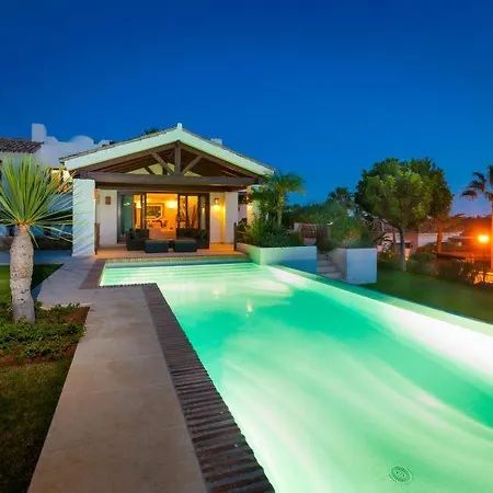 Vakantiehuis El Paraiso Sleeps 12 Pool Air Con Wifi *