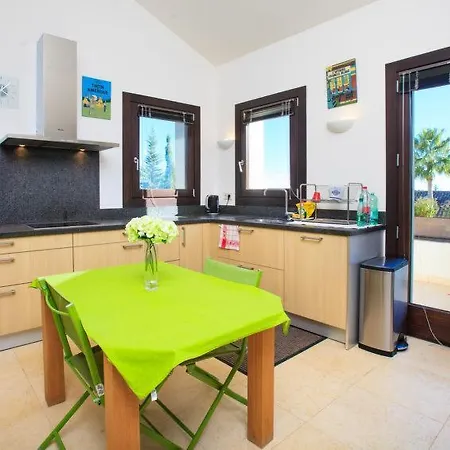 Vakantiehuis El Paraiso Sleeps 12 Pool Air Con Wifi *